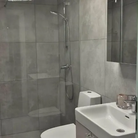 Apartament Dubai 777 *