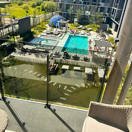 Apartament Dubai 777 *